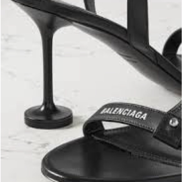 Balenciaga Black Heels with Chunky Platform Sole - Picture 5 of 6